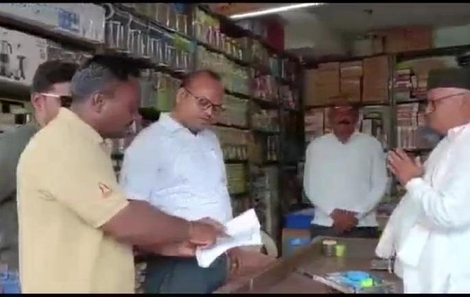 'O Seth ....; The video is circulating on social media | 'ओ सेठ....विज पुरवठा दिला थेट..' ; सोशल मिडियावर गाजतोय व्हिडिओ