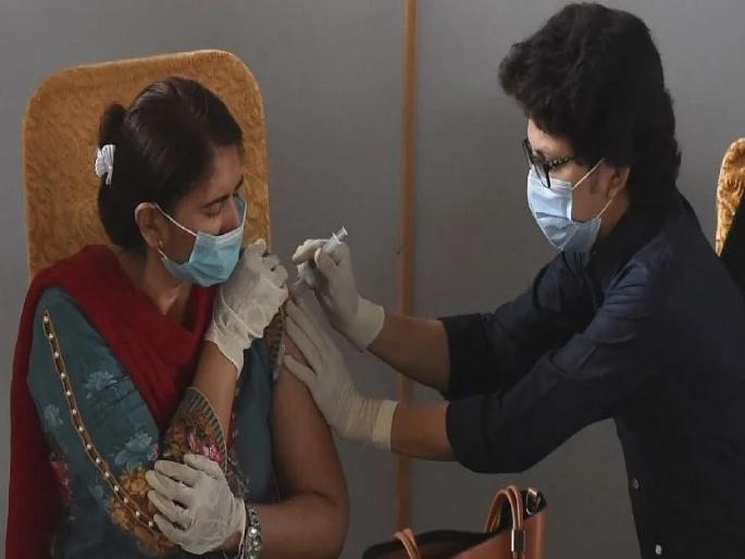 Pakistan punjab to block sim cards of citizens not vaccinated against covid 19 | Corona Vaccination: अजबगजब निर्णय! कोरोना लस घेतली नाही तर मोबाईलचं सिमकार्ड ब्लॉक करणार Pakistan punjab to block sim cards of citizens not vaccinated against covid 19 | Corona Vaccination: अजबगजब निर्णय! कोरोना लस घेतली नाही तर मोबाईलचं सिमकार्ड ब्लॉक करणार