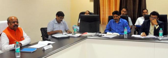 Social Justice Minister Khade has castigated the caste verification department | सामाजिक न्याय मंत्री खाडे यांनी जात पडताळणी विभागाला धरले धारेवर Social Justice Minister Khade has castigated the caste verification department | सामाजिक न्याय मंत्री खाडे यांनी जात पडताळणी विभागाला धरले धारेवर