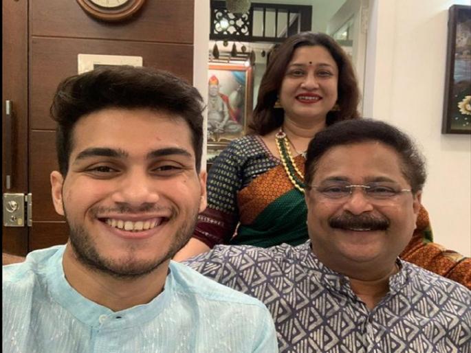 aadesh bandekar and suchitra bandekar son soham bandekar will work in star pravah's nave lakshya | आदेश आणि सुचित्रा बांदेकर यांचा मुलगा करणारा अभिनयक्षेत्रात एंट्री, दिसणार या मालिकेत aadesh bandekar and suchitra bandekar son soham bandekar will work in star pravah's nave lakshya | आदेश आणि सुचित्रा बांदेकर यांचा मुलगा करणारा अभिनयक्षेत्रात एंट्री, दिसणार या मालिकेत