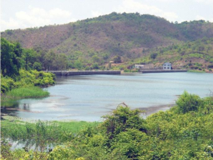 The administration is frustrated while implementing the water scheme | पाणी योजना राबविताना जिल्ह्यात प्रशासनाची दमछाक; तांत्रिक संवर्गातील १०४ पदे रिक्त