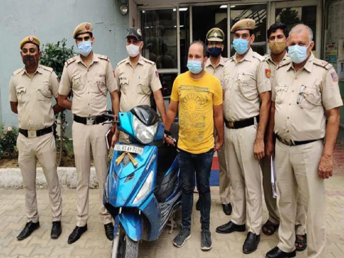 Delhi double murder case solved with torn rs 30 note accused relative arrested | ‘त्या’ फाटक्या नोटेनं उलगडलं दुहेरी हत्याकांडाचं कोडं; आईलेकाची हत्या करणाऱ्याला २४ तासांत अटक