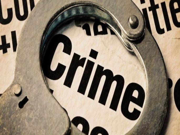 For asking for the rent of the tractor, the four together beat up the young man | ट्रक्टरचं भाडं मागितल्यानं चौघांनी मिळून तरुणाला धू धूतलं For asking for the rent of the tractor, the four together beat up the young man | ट्रक्टरचं भाडं मागितल्यानं चौघांनी मिळून तरुणाला धू धूतलं