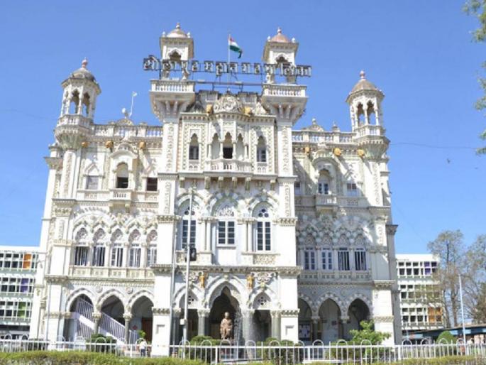 Three percent increase in dearness allowance of Solapur municipal employees; Declaration of the Commissioner | सोलापूर महापालिका कर्मचाऱ्यांच्या महागाई भत्त्यात तीन टक्के वाढ; आयुक्तांची घोषणा Three percent increase in dearness allowance of Solapur municipal employees; Declaration of the Commissioner | सोलापूर महापालिका कर्मचाऱ्यांच्या महागाई भत्त्यात तीन टक्के वाढ; आयुक्तांची घोषणा