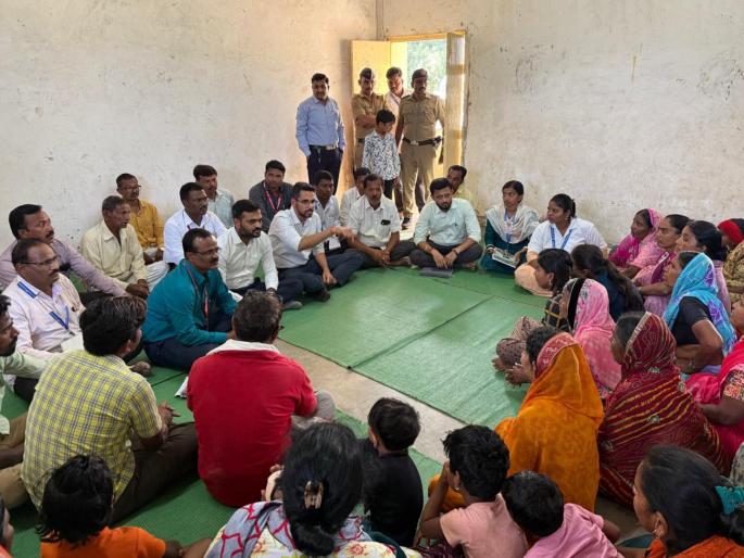 Due to rains in Solapur 92 villages in 6 talukas were affected by floods power supply in 27 villages remained cut off | सोलापूरातील ७६ महसुली मंडळात अतिवृष्टी; ६ तालुक्यातील ९२ गावांना पुराचा फटका, २७ गावातील वीजपुरवठा बंदच Due to rains in Solapur 92 villages in 6 talukas were affected by floods power supply in 27 villages remained cut off | सोलापूरातील ७६ महसुली मंडळात अतिवृष्टी; ६ तालुक्यातील ९२ गावांना पुराचा फटका, २७ गावातील वीजपुरवठा बंदच