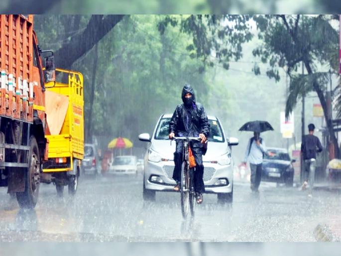 Heavy rain overnight in Solapur city; 20.8 mm of rain recorded in 24 hours | सोलापूर शहरात रात्रभर जोरदार पाऊस;  २४ तासात २०.८ मिलिमीटर पावसाची नोंद