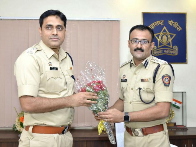 Manoj Patil has been appointed as the Superintendent of Solapur Rural Police | सोलापूर ग्रामीणच्या पोलीस अधीक्षक पदाचा मनोज पाटील यांनी घेतला पदभार Manoj Patil has been appointed as the Superintendent of Solapur Rural Police | सोलापूर ग्रामीणच्या पोलीस अधीक्षक पदाचा मनोज पाटील यांनी घेतला पदभार