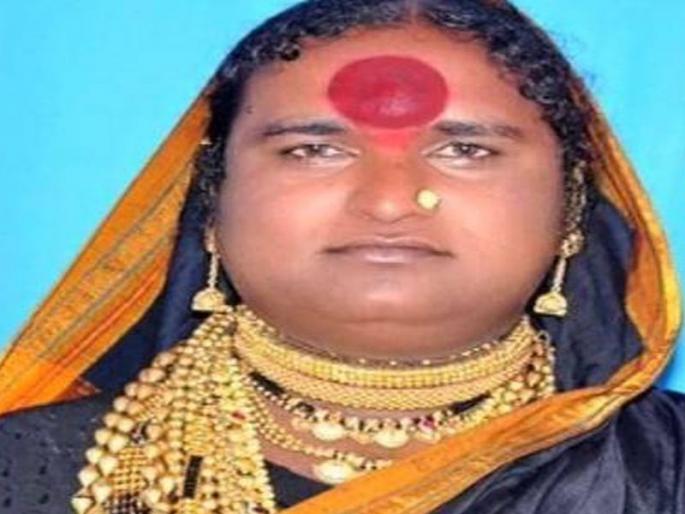 The first historic event in the state of Malasiras is the second-most important state in the Malasiras | सोलापुरातील माळशिरसमध्ये तृतीयपंथीयाला मिळालं सरपंचपद The first historic event in the state of Malasiras is the second-most important state in the Malasiras | सोलापुरातील माळशिरसमध्ये तृतीयपंथीयाला मिळालं सरपंचपद