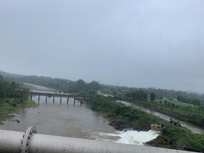 Provide accommodation in schools and community temples by relocating riverside families; Instructions of Provincial Magistrate Gurav | नदीकाठच्या कुटुंबीयांना स्थलांतरित करून शाळा अन् समाज मंदिरामध्ये राहण्याची सोय करा; प्रांताधिकारी गुरव यांच्या सूचना Provide accommodation in schools and community temples by relocating riverside families; Instructions of Provincial Magistrate Gurav | नदीकाठच्या कुटुंबीयांना स्थलांतरित करून शाळा अन् समाज मंदिरामध्ये राहण्याची सोय करा; प्रांताधिकारी गुरव यांच्या सूचना