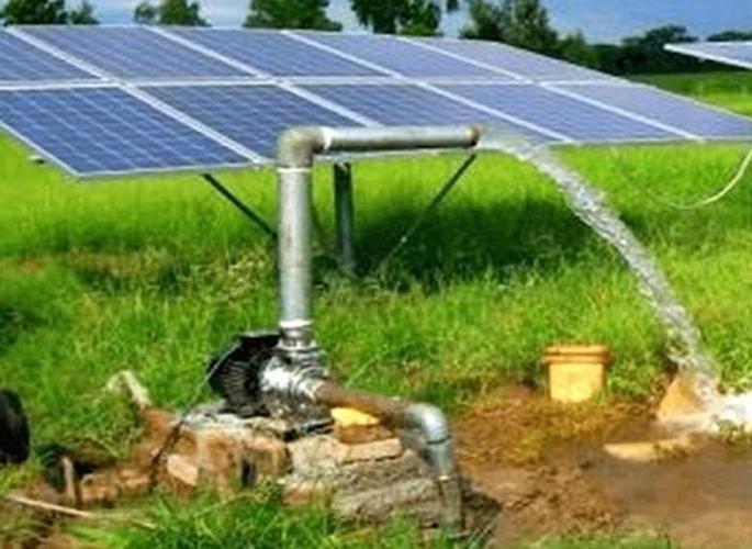'Dutch' to Malegaon through solar agricultural pump scheme! | सौर कृषीपंप योजनेतून मालेगावला ‘डच्चू’! 'Dutch' to Malegaon through solar agricultural pump scheme! | सौर कृषीपंप योजनेतून मालेगावला ‘डच्चू’!