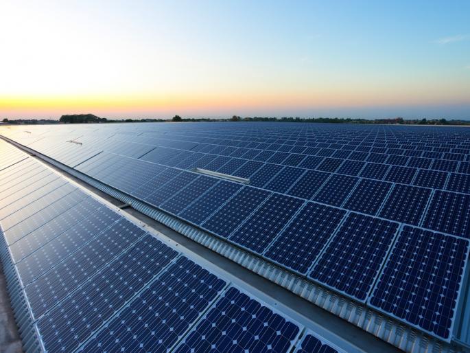 Electricity experts fear the shutdown of solar power generation in the state | राज्यातील सौरउर्जेची निर्मिती बंद होण्याची वीजतज्ज्ञांना भीती Electricity experts fear the shutdown of solar power generation in the state | राज्यातील सौरउर्जेची निर्मिती बंद होण्याची वीजतज्ज्ञांना भीती