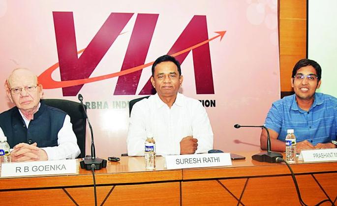 Opposed to changing solar policy | सोलर धोरण बदलण्याचा विरोध 