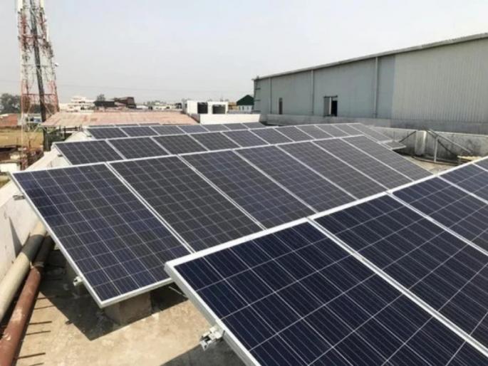 Maharashtra leads the way in getting electricity from the sun The number of electricity consumers in the state is over one lakh | सूर्यापासून वीज घेण्यासाठी महाराष्ट्र अग्रेसर; राज्यात वीज ग्राहकांची संख्या एक लाखाच्या पार Maharashtra leads the way in getting electricity from the sun The number of electricity consumers in the state is over one lakh | सूर्यापासून वीज घेण्यासाठी महाराष्ट्र अग्रेसर; राज्यात वीज ग्राहकांची संख्या एक लाखाच्या पार