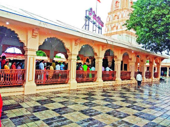 Shravan Monday: Rig for the observance of Someshwar | श्रावण सोमवार: ‘सोमेश्वर’च्या दर्शनासाठी रीघ