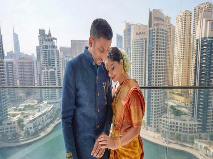 Thus Sonali Kulkarni had given ‘yes’ to her future husband; She shared ‘she’ sweet memories !! | अशाप्रकारे सोनाली कुलकर्णीने दिला होता भावी पतीला ‘होकार’; तिने शेअर केली ‘ती’ गोड आठवण!! Thus Sonali Kulkarni had given ‘yes’ to her future husband; She shared ‘she’ sweet memories !! | अशाप्रकारे सोनाली कुलकर्णीने दिला होता भावी पतीला ‘होकार’; तिने शेअर केली ‘ती’ गोड आठवण!!