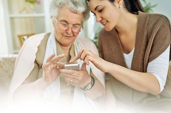 To know basic technology is an essential skill in covid.. | आई, कोविड आणि स्मार्टफोन To know basic technology is an essential skill in covid.. | आई, कोविड आणि स्मार्टफोन