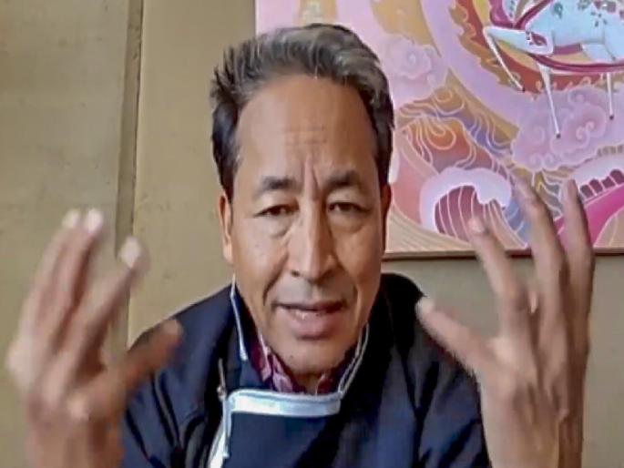 Sonam Wangchuk arrested under NSA sent to Jodhpur jail internet shut down in Leh | सोनम वांगचुक जोधपूर मध्यवर्ती कारागृहात; अटक केल्यानंतर लेहमधून विमानाने आणलं, CCTV खाली देखरेख