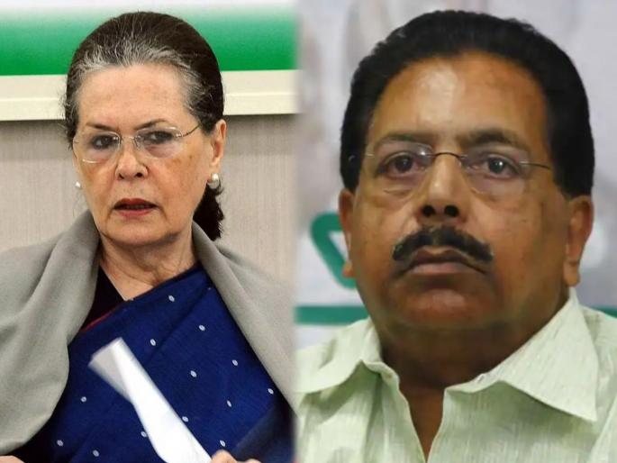 senior congress leader pc chacko resigns ahead of kerala assembly election 2021 sonia gandhi | एकेकाळी गांधी कुटुंबाला म्हटलं होतं देशाची 'फर्स्ट फॅमिली'; आता दोष देत चाको यांनी दिला राजीनामा senior congress leader pc chacko resigns ahead of kerala assembly election 2021 sonia gandhi | एकेकाळी गांधी कुटुंबाला म्हटलं होतं देशाची 'फर्स्ट फॅमिली'; आता दोष देत चाको यांनी दिला राजीनामा