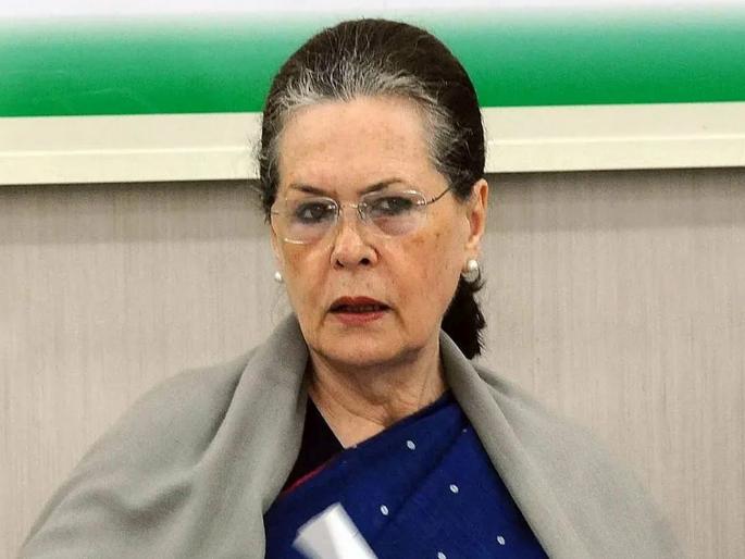 Allow other vaccines for emergency use, Sonia Gandhi letter to the Prime Minister | Sonia Gandhi : आपात्कालीन वापरासाठी इतर लसींना परवानगी द्या, साेनिया गांधींचे पंतप्रधानांना पत्र Allow other vaccines for emergency use, Sonia Gandhi letter to the Prime Minister | Sonia Gandhi : आपात्कालीन वापरासाठी इतर लसींना परवानगी द्या, साेनिया गांधींचे पंतप्रधानांना पत्र