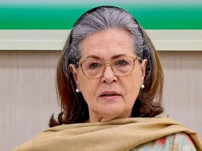 How did Sonia Gandhi become a voter before getting citizenship? Court issues notice on 1980 voter list | सोनिया गांधी नागरिकत्व घेण्याआधीच कशा बनल्या मतदार? १९८० च्या मतदार यादीवरून कोर्टाने बजावली नोटिस How did Sonia Gandhi become a voter before getting citizenship? Court issues notice on 1980 voter list | सोनिया गांधी नागरिकत्व घेण्याआधीच कशा बनल्या मतदार? १९८० च्या मतदार यादीवरून कोर्टाने बजावली नोटिस