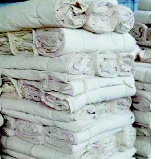 Rise in prices; But the cloth does not have a price: Ichalkaranji is back in recession | सुताच्या दरात वाढ ; मात्र कापडाला भाव नाही : इचलकरंजीत पुन्हा मंदीचे सावट