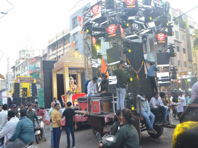 The sound of DJ was disturbing the reaction of Pune residents More than 100 decibels recorded this year | Pune: ‘डीजे’चा दणदणाट त्रासदायकच ठरला, पुणेकरांची प्रतिक्रिया; यंदा १०० पेक्षा जास्त डेसिबलची नोंद The sound of DJ was disturbing the reaction of Pune residents More than 100 decibels recorded this year | Pune: ‘डीजे’चा दणदणाट त्रासदायकच ठरला, पुणेकरांची प्रतिक्रिया; यंदा १०० पेक्षा जास्त डेसिबलची नोंद