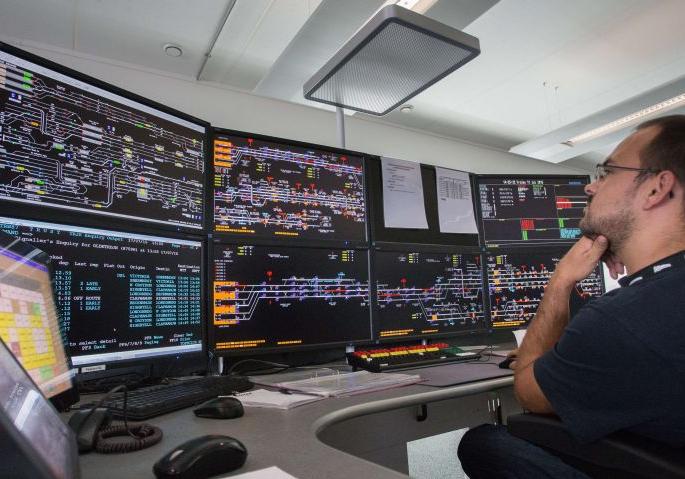 Automatic signaling system started in Nagpur section of Central Railway | मध्य रेल्वेच्या नागपूर विभागात स्वयंचलित सिग्नलिंग प्रणाली सुरू Automatic signaling system started in Nagpur section of Central Railway | मध्य रेल्वेच्या नागपूर विभागात स्वयंचलित सिग्नलिंग प्रणाली सुरू