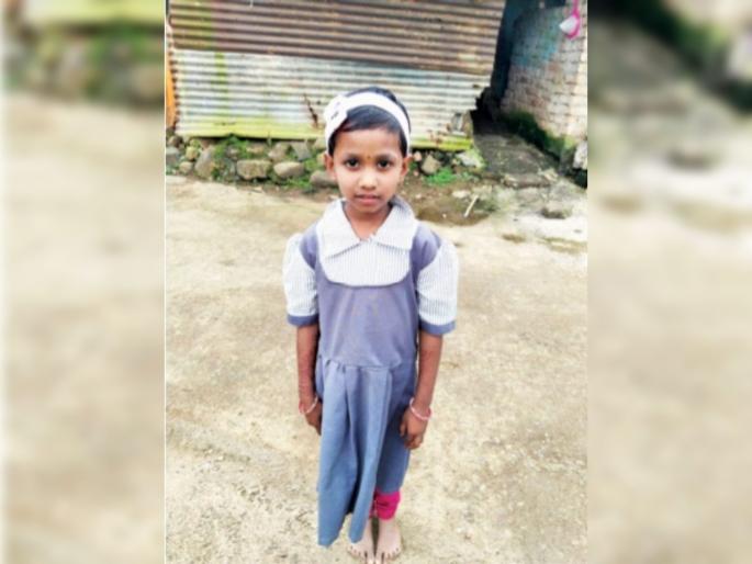 A six-year-old primary school student in Nashik died while eating daba during school recess. | मधल्या सुट्टीत डबा खाताना विद्यार्थिनीला मृत्यूने गाठले; शिक्षक हळहळले A six-year-old primary school student in Nashik died while eating daba during school recess. | मधल्या सुट्टीत डबा खाताना विद्यार्थिनीला मृत्यूने गाठले; शिक्षक हळहळले