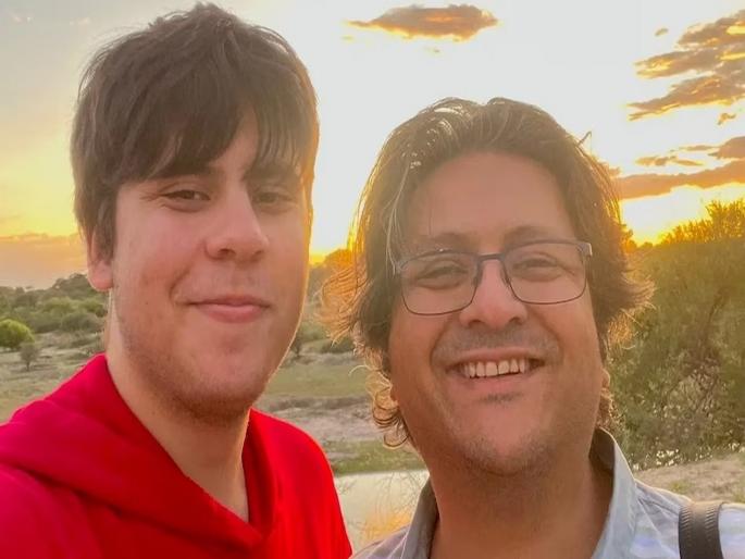 Titanic submersible passenger Suleman Dawood aunt says he was ‘terrified’ before trip | 'त्याला' जायचं नव्हतं, तो खूप घाबरला होता; टायटन दुर्घटनेतील बाप-लेकाची कहाणी Titanic submersible passenger Suleman Dawood aunt says he was ‘terrified’ before trip | 'त्याला' जायचं नव्हतं, तो खूप घाबरला होता; टायटन दुर्घटनेतील बाप-लेकाची कहाणी