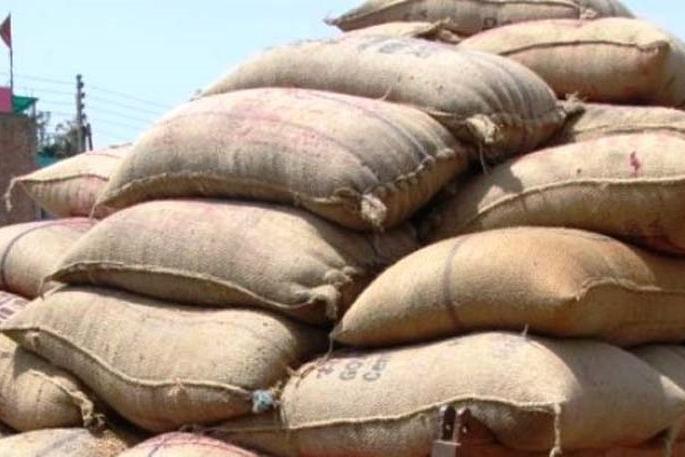 Inadequate increase in grain guarantee price | धानाच्या हमीभावात तुटपुंजी वाढ
