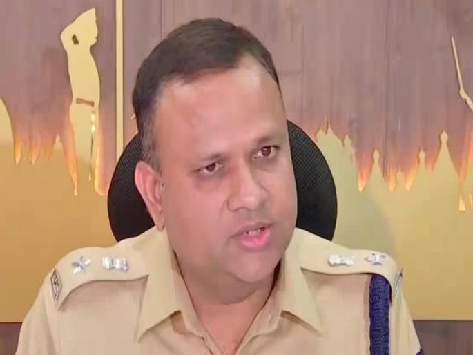 There is no pressure on the police in the Kshirsagar-Varpe dispute says Superintendent of Police Mahendra Pandit | क्षीरसागर-वरपे वाद: कोल्हापूर पोलिसांच्या भूमिकेबद्दल उलटसुलट प्रश्न, पोलिस अधीक्षक म्हणाले..
