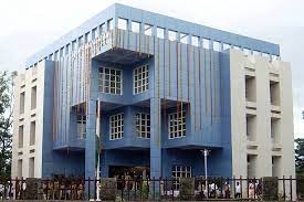 Superintendent's clerk's statement about the mistake | Crimenews Police Kolhapur : चुकीबद्दल कारकुनाची अधीक्षकांकडून कानउघडणी Superintendent's clerk's statement about the mistake | Crimenews Police Kolhapur : चुकीबद्दल कारकुनाची अधीक्षकांकडून कानउघडणी