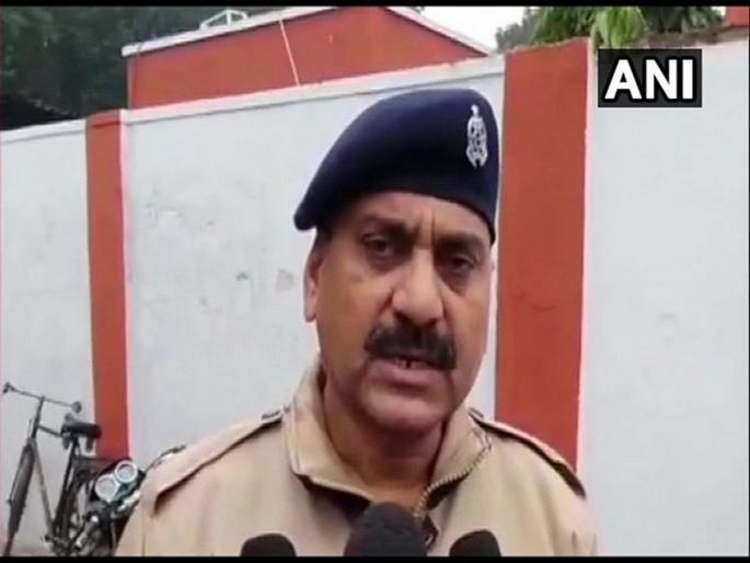 SP tells protesters, 'go to Pakistan' | एसपी आंदोलकांना म्हणाले, ‘पाकिस्तानात जा’