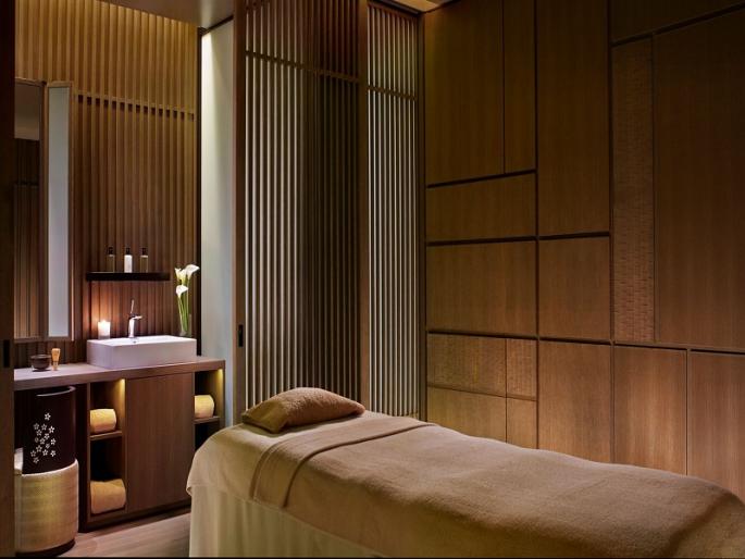 ransom by threatening to viralize a video at a spa massage center pimpale saudagar | स्पा सेंटरमधील व्हिडिओ व्हायरल करण्याची धमकी देत उकळली खंडणी, पिंपरी-चिंचवडमधील प्रकार ransom by threatening to viralize a video at a spa massage center pimpale saudagar | स्पा सेंटरमधील व्हिडिओ व्हायरल करण्याची धमकी देत उकळली खंडणी, पिंपरी-चिंचवडमधील प्रकार