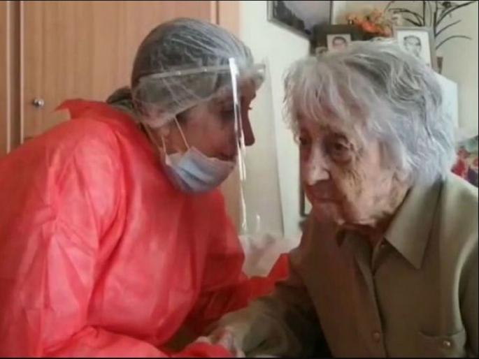 The oldest Corona Survivor in Spain, Maria Bryance of 113 years defeated the Carona virus, the second woman in the country to recover from the virus more than 100 years old-SRJ | Good News: 113 वर्षांच्या आजी ठणठणीत बऱ्या; कोरोनाला हरवणारी जगातील सर्वात वयोवृद्ध महिला The oldest Corona Survivor in Spain, Maria Bryance of 113 years defeated the Carona virus, the second woman in the country to recover from the virus more than 100 years old-SRJ | Good News: 113 वर्षांच्या आजी ठणठणीत बऱ्या; कोरोनाला हरवणारी जगातील सर्वात वयोवृद्ध महिला