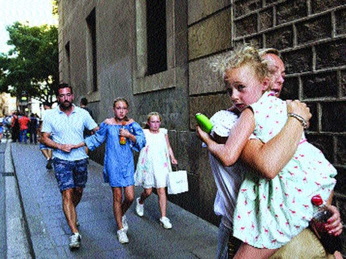 Spain attacks; Five terrorists killed | स्पेन हल्ला; पाच अतिरेकी ठार Spain attacks; Five terrorists killed | स्पेन हल्ला; पाच अतिरेकी ठार