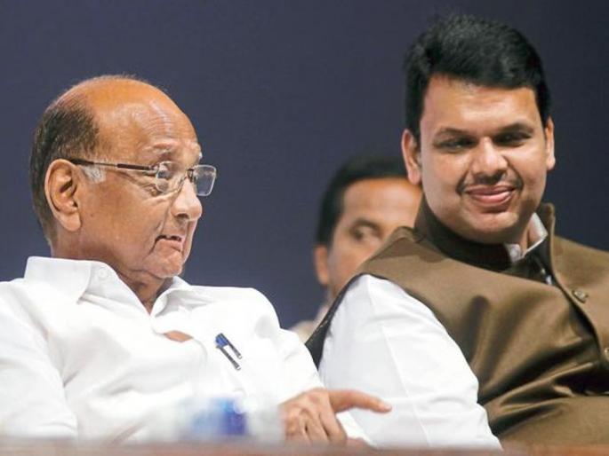 Mahaaghadi declaration manifesto of assembly election, CM fadanvis criticizes Pawar | महाआघाडीच्या जाहीरनाम्यात 'हे' एकच आश्वासन राहिलंय, मुख्यमंत्र्यांकडून पवारांवर टीका Mahaaghadi declaration manifesto of assembly election, CM fadanvis criticizes Pawar | महाआघाडीच्या जाहीरनाम्यात 'हे' एकच आश्वासन राहिलंय, मुख्यमंत्र्यांकडून पवारांवर टीका