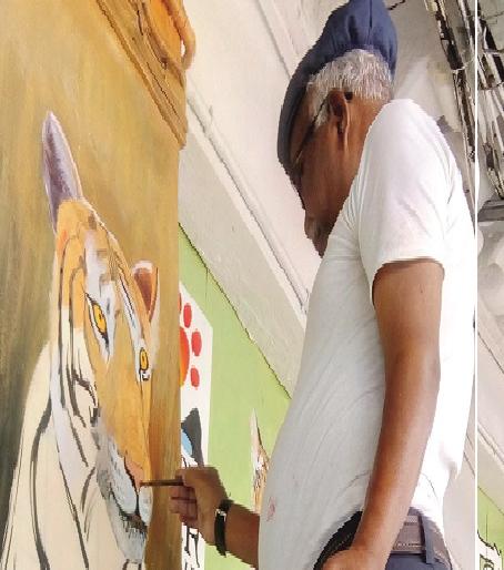 In the forest, there are tigers, herb, clusters, fox, Kolhapur, Satara, Karhad and Miraj railway stations. | जंगलातले वाघ, हरण,काळवीट,कोल्हा दिसताहेत कोल्हापूर, सातारा, कऱ्हाड,मिरज रेल्वेस्थानकांत In the forest, there are tigers, herb, clusters, fox, Kolhapur, Satara, Karhad and Miraj railway stations. | जंगलातले वाघ, हरण,काळवीट,कोल्हा दिसताहेत कोल्हापूर, सातारा, कऱ्हाड,मिरज रेल्वेस्थानकांत