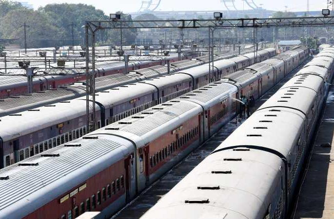 Special trains for Ajmer on March 11 | अजमेर उरूसनिमित्त ११ मार्चपासून विशेष रेल्वेगाड्या