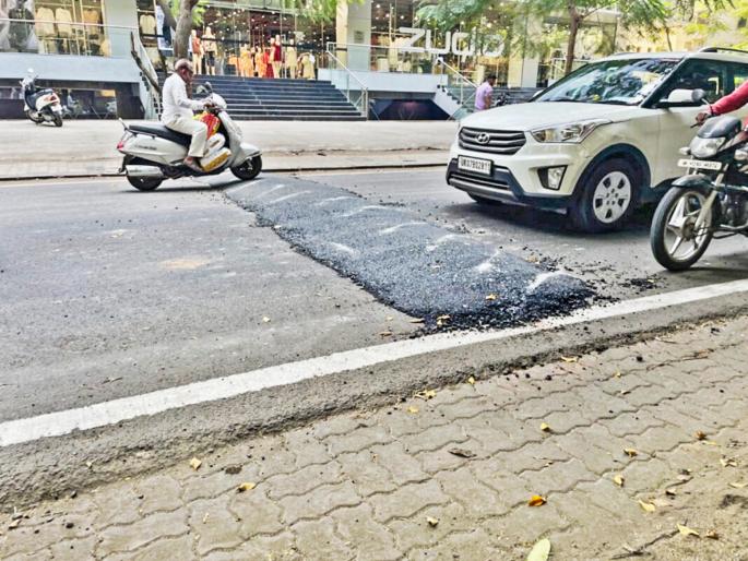 Municipal Corporation removes 250 unscientific speed breakers in the city | महापालिकेने शहरातील अशास्त्रीय २५० स्पीड ब्रेकर काढले Municipal Corporation removes 250 unscientific speed breakers in the city | महापालिकेने शहरातील अशास्त्रीय २५० स्पीड ब्रेकर काढले