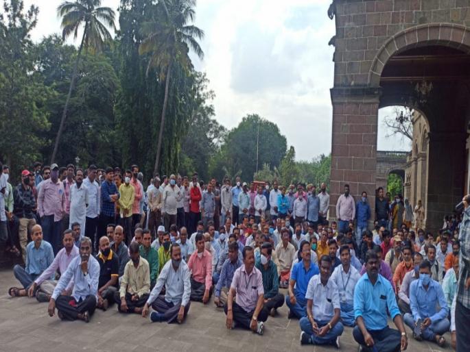 Savitribai Phule Pune University employees strike today | SPPU: सावित्रीबाई फुले पुणे विद्यापीठात कर्मचाऱ्यांचे आज काम बंद आंदोलन Savitribai Phule Pune University employees strike today | SPPU: सावित्रीबाई फुले पुणे विद्यापीठात कर्मचाऱ्यांचे आज काम बंद आंदोलन