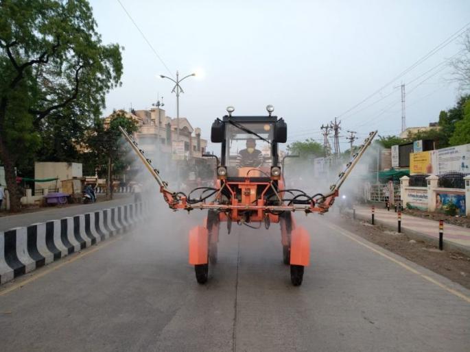 Arbitrary use of 'sodium hypochloride' for spraying disinfectants | जंतुनाशकांच्या फवारणीसाठी ‘सोडियम हायपोक्लोराइड’चा मनमानी वापर Arbitrary use of 'sodium hypochloride' for spraying disinfectants | जंतुनाशकांच्या फवारणीसाठी ‘सोडियम हायपोक्लोराइड’चा मनमानी वापर