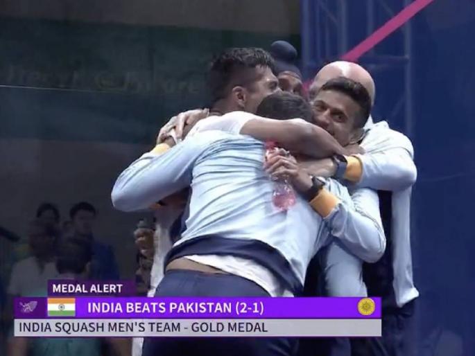 Asian Games 2023 IND vs PAK : Double delight for the Indian men's team Saurav Ghosal, Abhay Singh, Mahesh Mangaonkar who defeat Pakistan in a thriller in the Squash final to clinch the Gold medal. | PAK vs IND : भारताची 'गोल्डन' कामगिरी! पाकिस्तानच्या नाकावर टिच्चून जिंकले पदक, शेजारी चिडले Asian Games 2023 IND vs PAK : Double delight for the Indian men's team Saurav Ghosal, Abhay Singh, Mahesh Mangaonkar who defeat Pakistan in a thriller in the Squash final to clinch the Gold medal. | PAK vs IND : भारताची 'गोल्डन' कामगिरी! पाकिस्तानच्या नाकावर टिच्चून जिंकले पदक, शेजारी चिडले