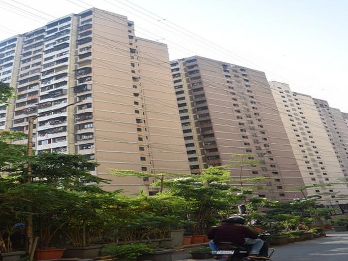 Homes in SRA can be sold after 5 years; 2.50 lakh house owners will benefit | एसआरएतील घरे ५ वर्षांनी विकता येणार; २.५० लाख घरमालकांना होणार फायदा Homes in SRA can be sold after 5 years; 2.50 lakh house owners will benefit | एसआरएतील घरे ५ वर्षांनी विकता येणार; २.५० लाख घरमालकांना होणार फायदा