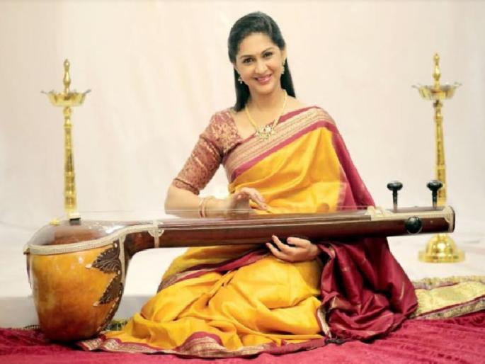 This special song for 'Shreechaaaaaaaa', a unique felicitation of Lower Parel's Ganesh Bhakta | ‘श्रींचा राजा’ साठी यंदा खास गाणे, लोअर परळच्या गणेशभक्ताची अनोखी भक्ती This special song for 'Shreechaaaaaaaa', a unique felicitation of Lower Parel's Ganesh Bhakta | ‘श्रींचा राजा’ साठी यंदा खास गाणे, लोअर परळच्या गणेशभक्ताची अनोखी भक्ती