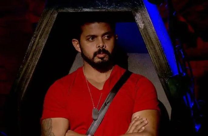 BIGG BOSS 12: Sreesanth recalls heartwarming story about Sachin Tendulkar | BIGG BOSS 12: सचिनचे 'ते' शब्द ऐकून श्रीसंतला 'बिग बॉस'च्या घरात रडू फुटलं!