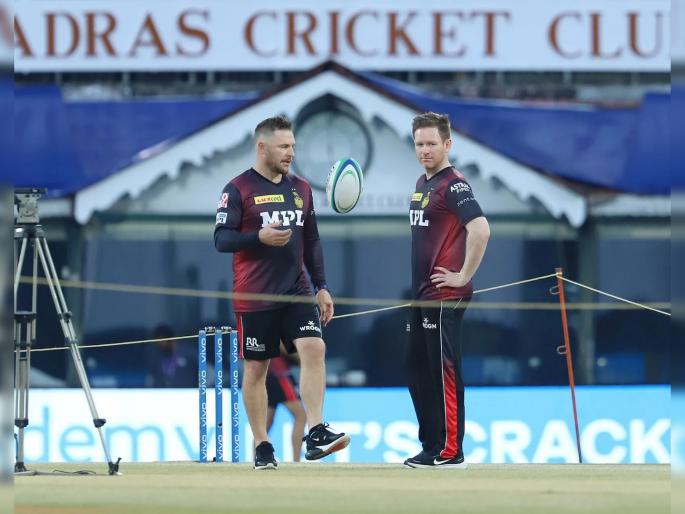 IPL 2021, KKR vs SRH T20 Live : Harbhajan Singh makes his debut for KKR, SRH won the toss, know Playing XI | IPL 2021, KKR vs SRH T20 Live : KKRची मोठी खेळी, ४० वर्षीय खेळाडूला पदार्पणाची संधी; SRHनं नाणेफेक जिंकली