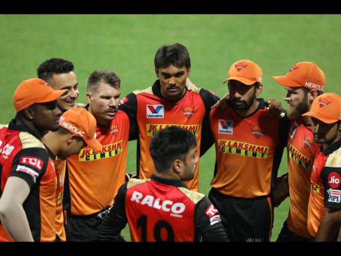 SRH vs RCB Latest News : Sunrisers Hyderabad won by 5 wickets, jumped on fourth spot in IPL 2020 Point Table  | SRH vs RCB Latest News : सनरायझर्स हैदराबादनं थेट चौथ्या स्थानी झेप घेतली; इतरांची धाकधुक वाढवली!