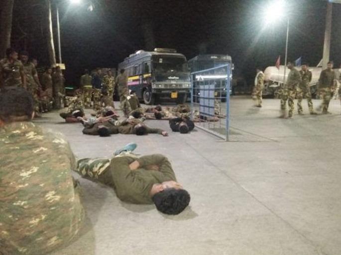 srpf jawans who are on election duty in bhandara gondia treated inhumanly by senior officers | मतदानाच्या बंदोबस्तासाठी आलेले जवान उपाशीच परतले; भंडारा-गोंदियातील धक्कादायक प्रकार