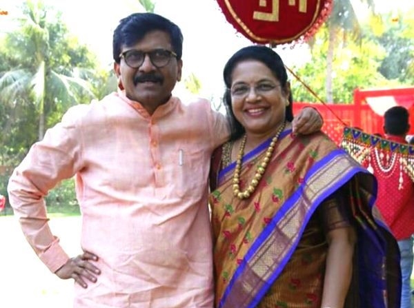 Varsha Raut absent from ED's office | वर्षा राऊत ईडीच्या कार्यालयात गैरहजर Varsha Raut absent from ED's office | वर्षा राऊत ईडीच्या कार्यालयात गैरहजर